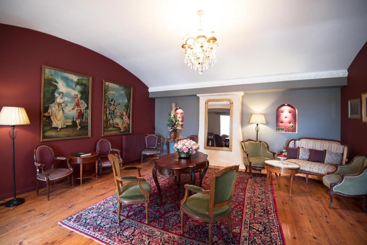 Chateau De Lantic Мартияк Екстериор снимка